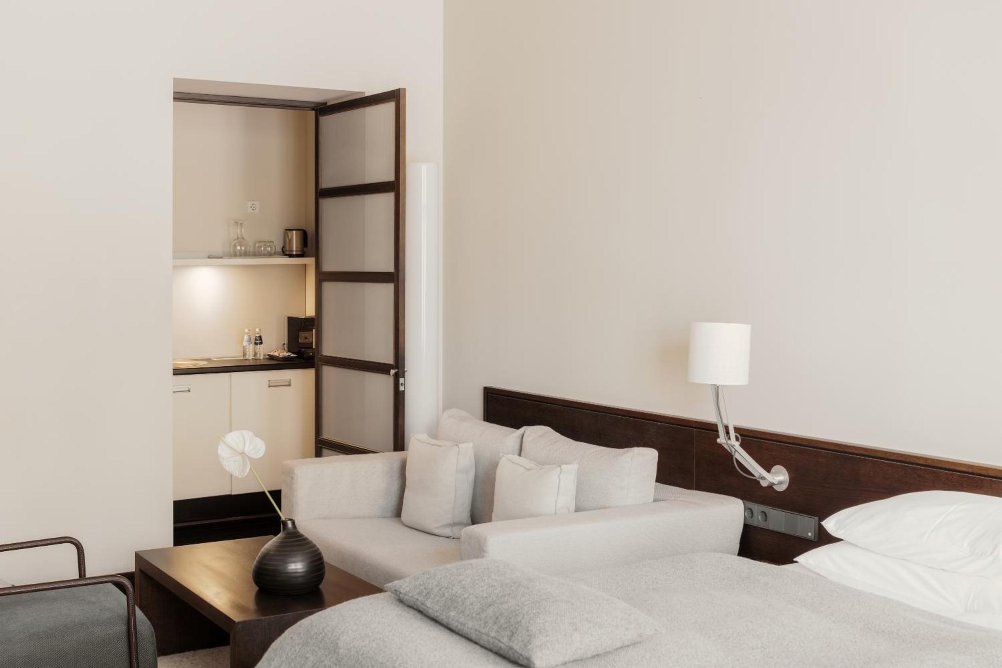 Hotel Bergs Suites 里加 外观 照片