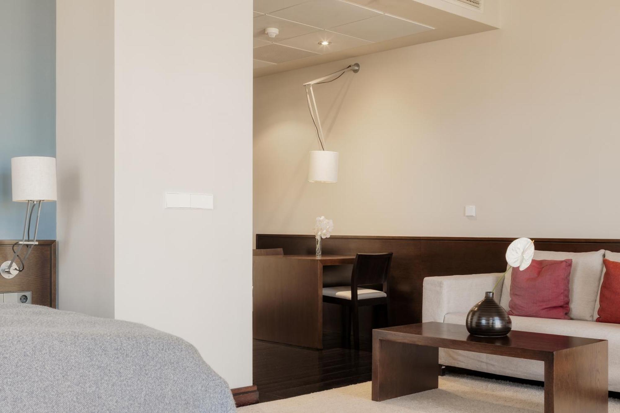 Hotel Bergs Suites 里加 外观 照片