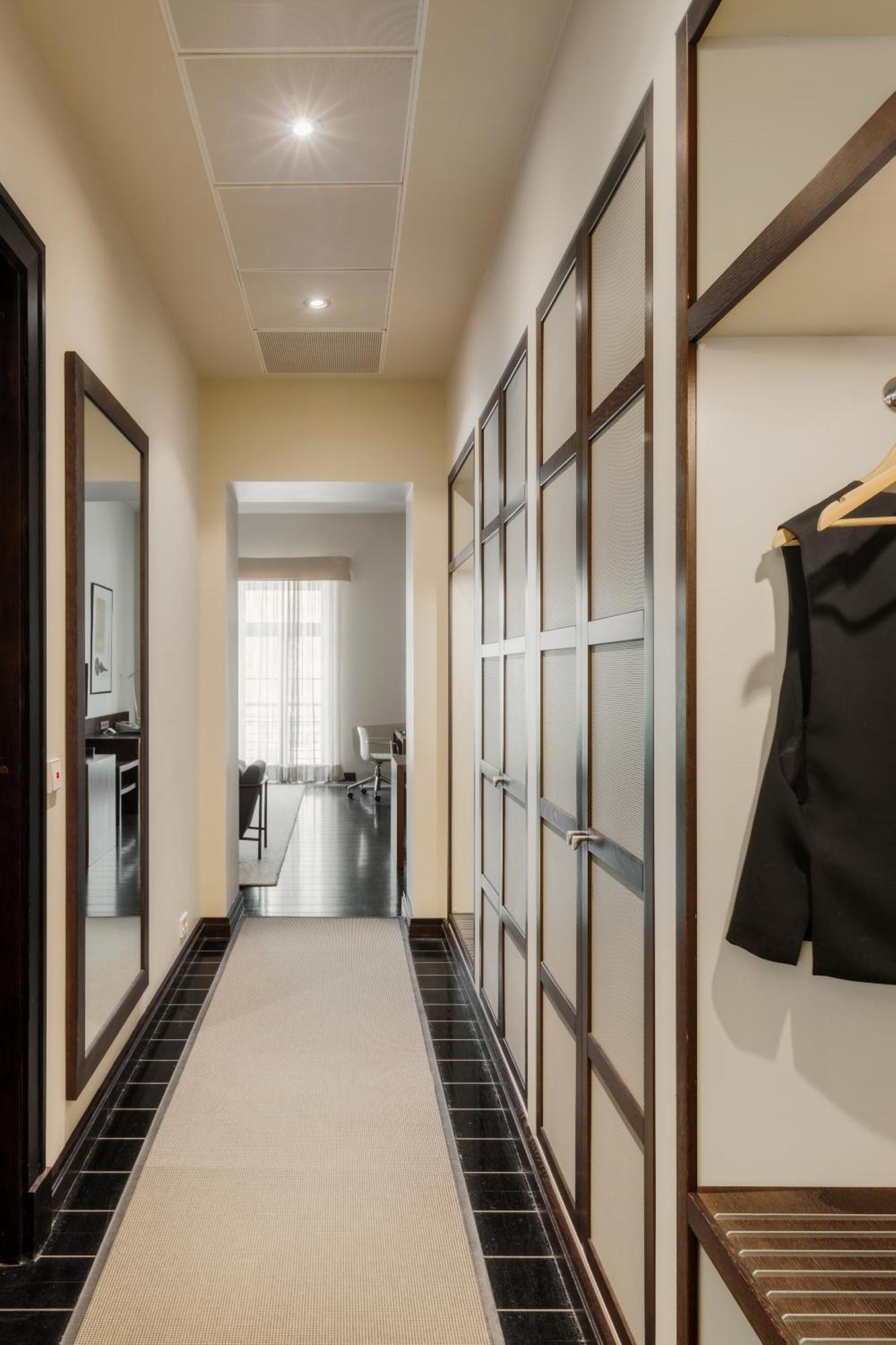 Hotel Bergs Suites 里加 外观 照片