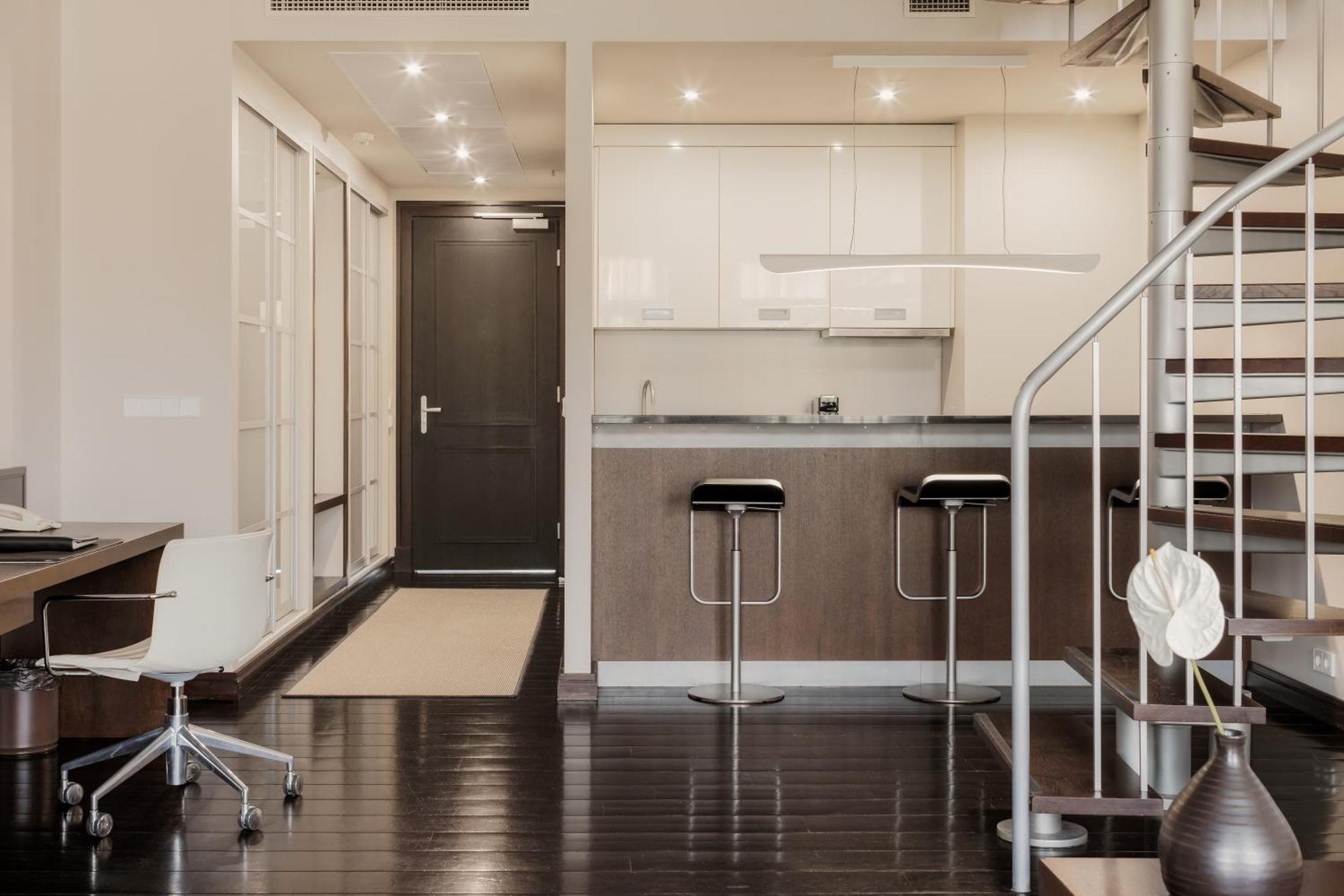 Hotel Bergs Suites 里加 外观 照片